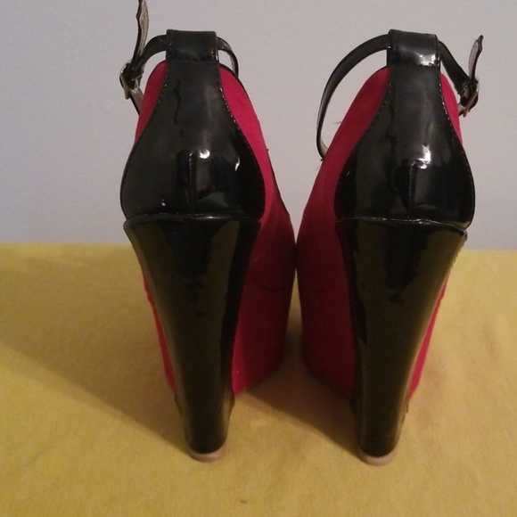 Peep Toe Vixen - Picture 3 of 3